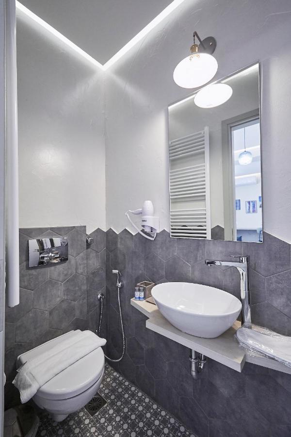 Live In A Funky & Renovated Studio Near Acropolis Athens Exterior photo