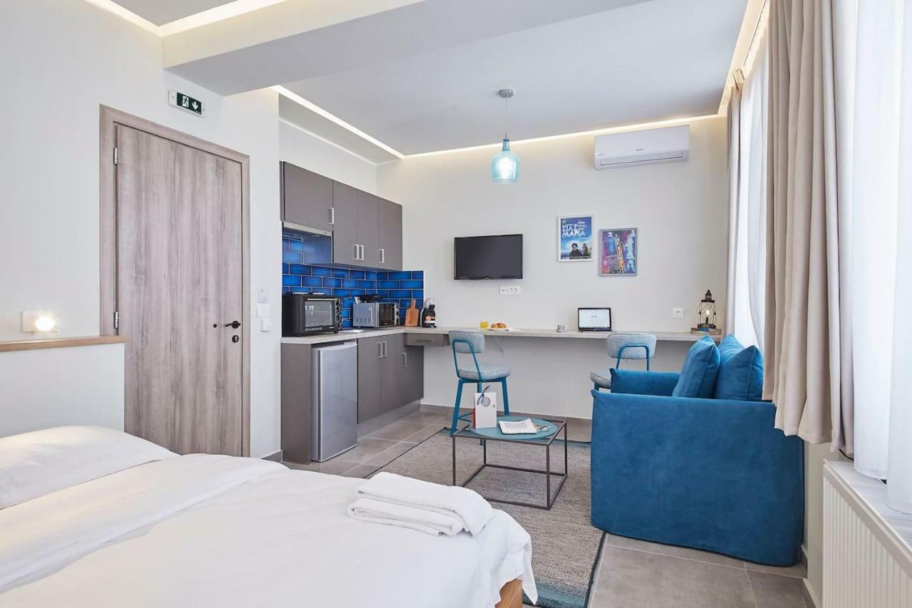 Live In A Funky & Renovated Studio Near Acropolis Athens Exterior photo